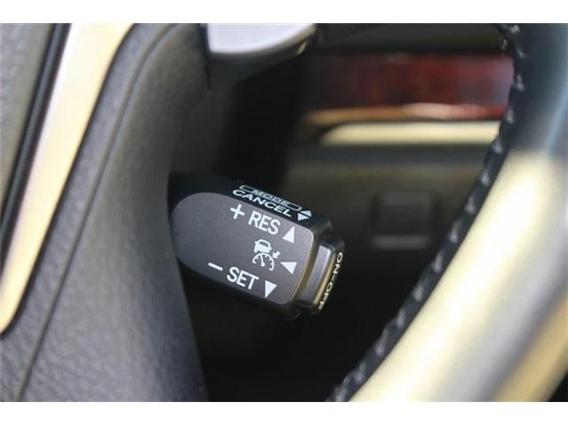 TOYOTA CROWN MAJESTA HYBRID 2014 Image 31