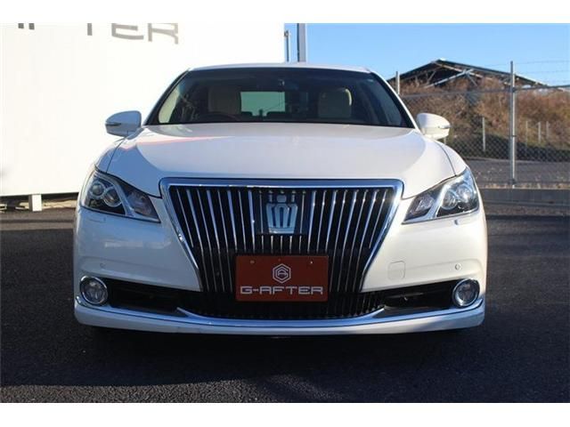 TOYOTA CROWN MAJESTA HYBRID 2014 Image 31