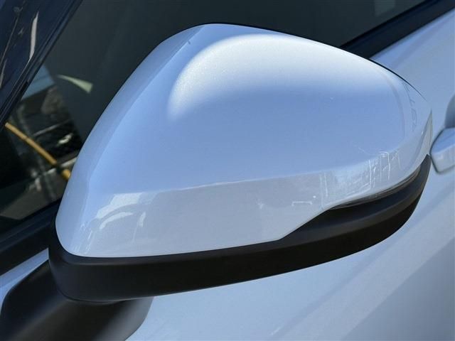 HONDA ZR-V E:HEV 2023 Image 31