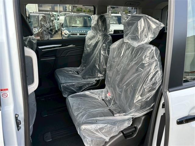 MITSUBISHI DELICA D:5 4WD 2025 Image 31