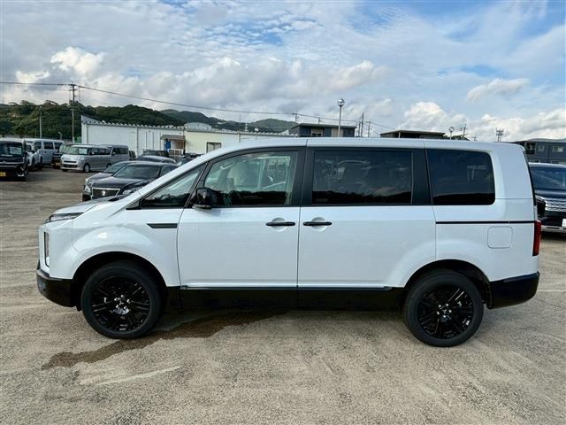 MITSUBISHI DELICA D:5 4WD 2025 Image 31