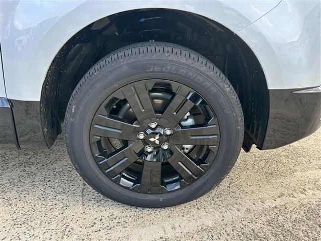 MITSUBISHI DELICA D:5 4WD 2025 Image 31