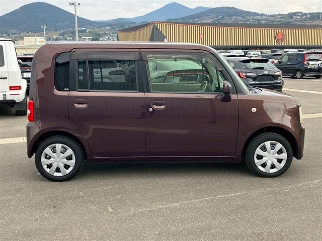 DAIHATSU MOVE CONTE 2013 Image 31