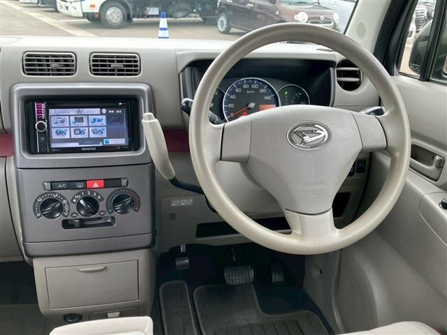 DAIHATSU MOVE CONTE 2013 Image 31