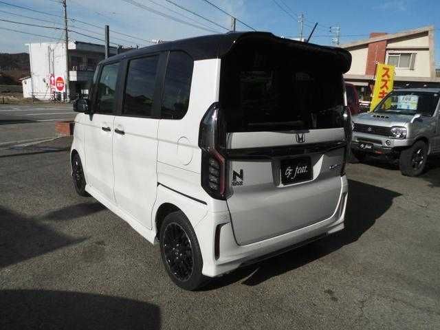 HONDA N BOX CUSTOM 2022 Image 31