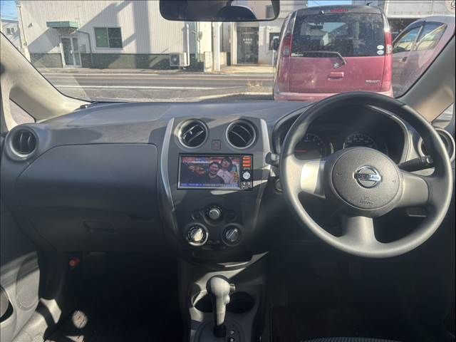 NISSAN NOTE 2013 Image 31