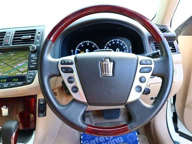 TOYOTA CROWN SEDAN HYBRID 2010 Image 31