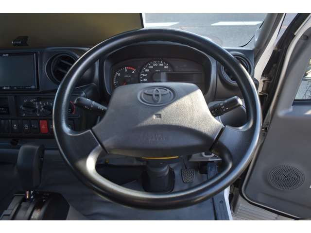 TOYOTA DYNA 2018 Image 31