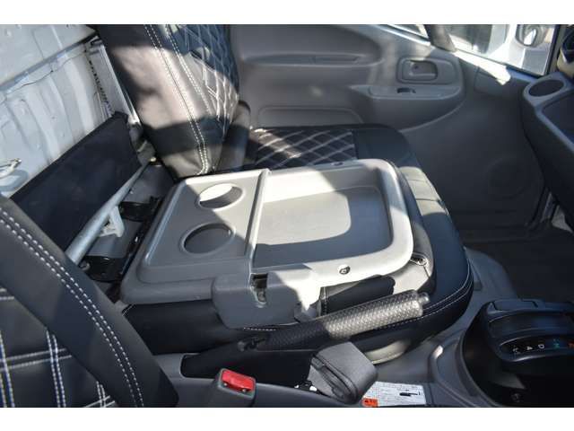 TOYOTA DYNA 2018 Image 31