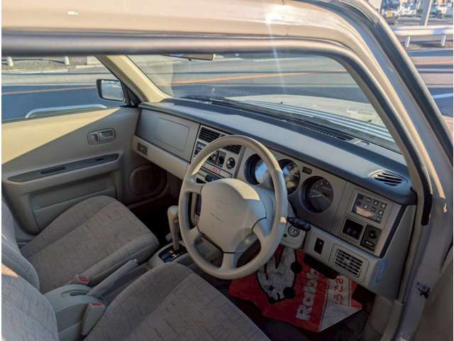 NISSAN RASHEEN 1998 Image 31