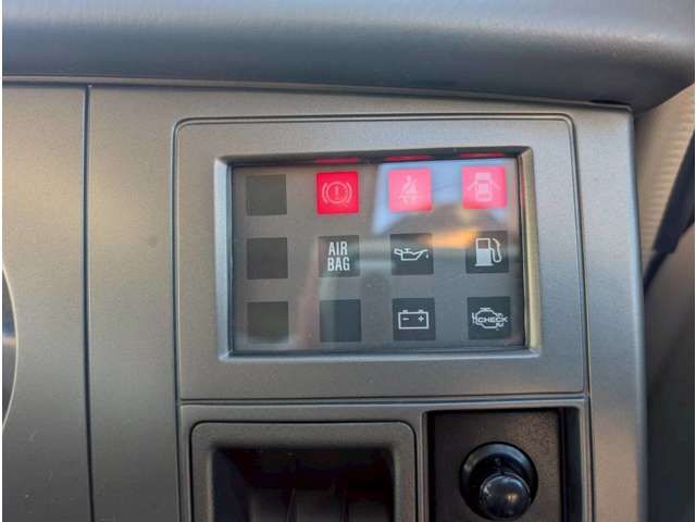 NISSAN RASHEEN 1998 Image 31