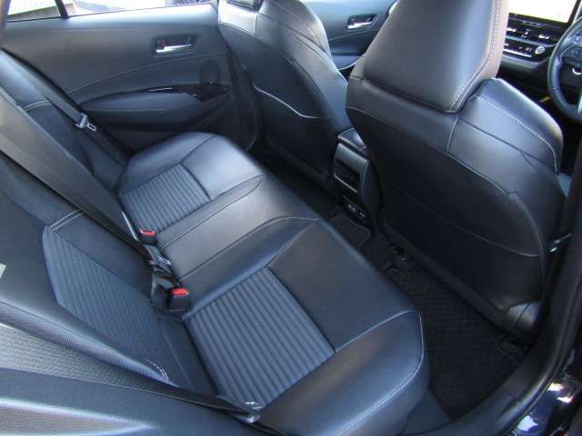 TOYOTA COROLLA TOURING HYBR 2023 Image 31