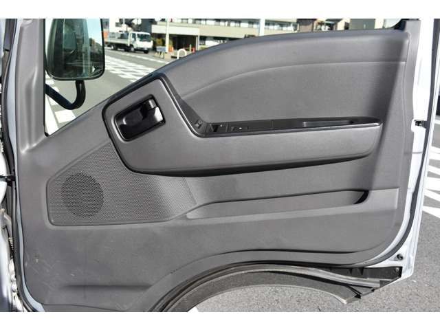 ISUZU ELF 2023 Image 31