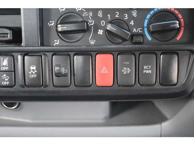 TOYOTA DYNA 2020 Image 31