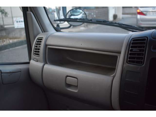 TOYOTA DYNA 2011 Image 31