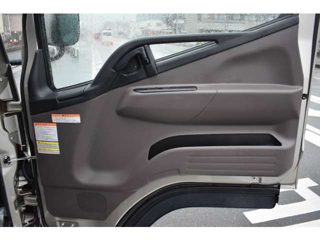 MITSUBISHI CANTER 2025 Image 31