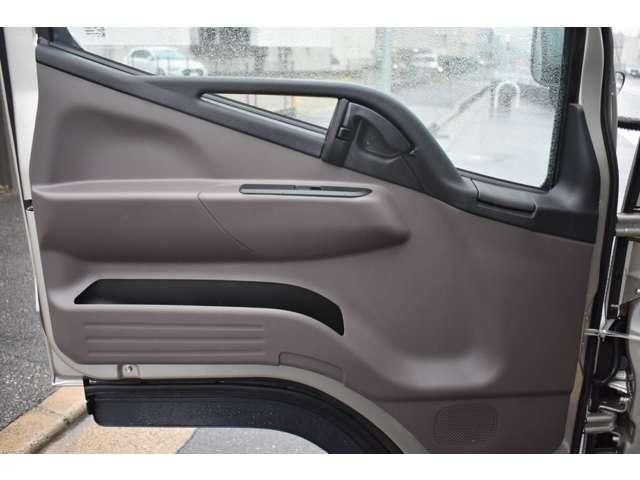 MITSUBISHI CANTER 2025 Image 31