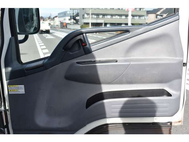 MITSUBISHI CANTER 2013 Image 31