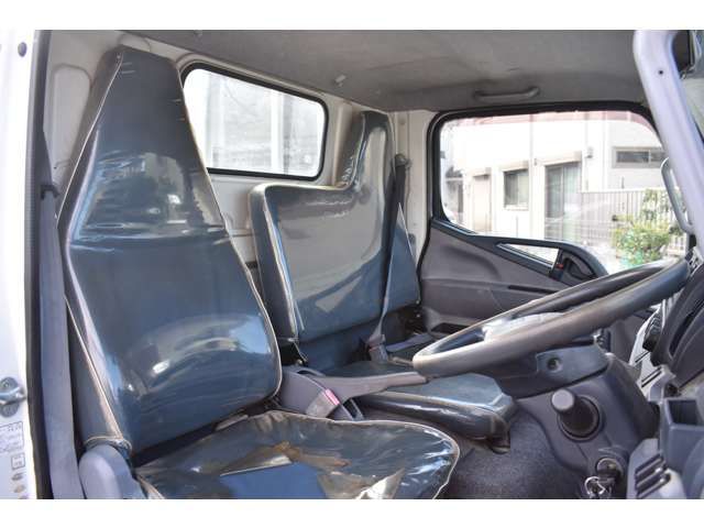 MITSUBISHI CANTER 2013 Image 31