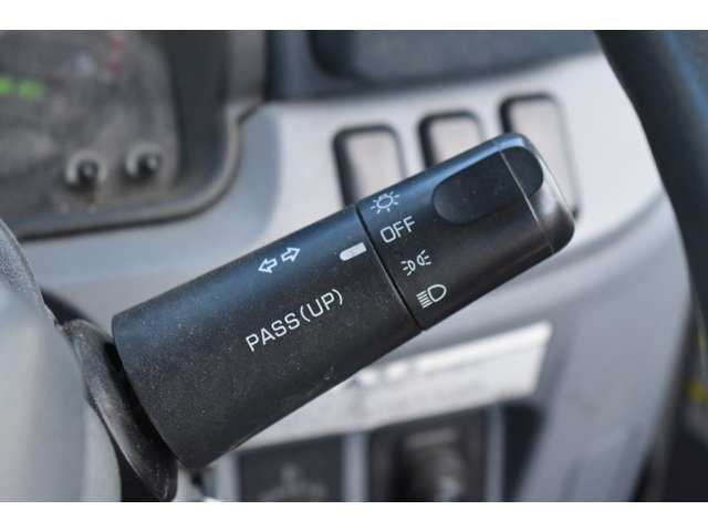 MITSUBISHI CANTER 2013 Image 31