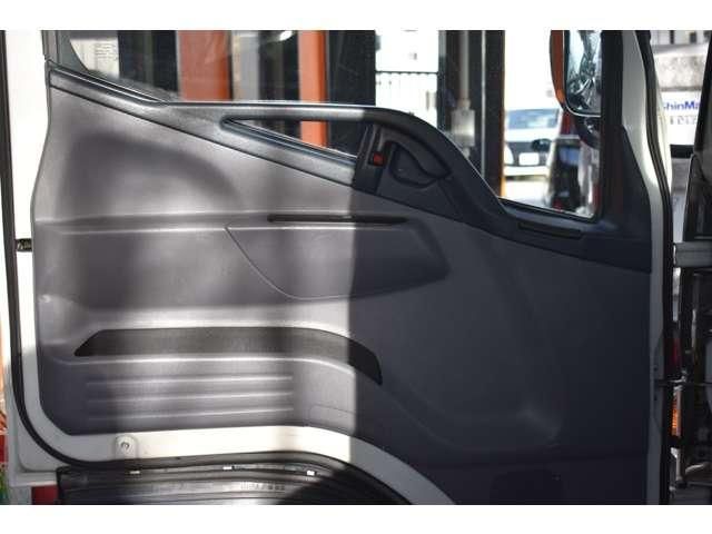 MITSUBISHI CANTER 2013 Image 31