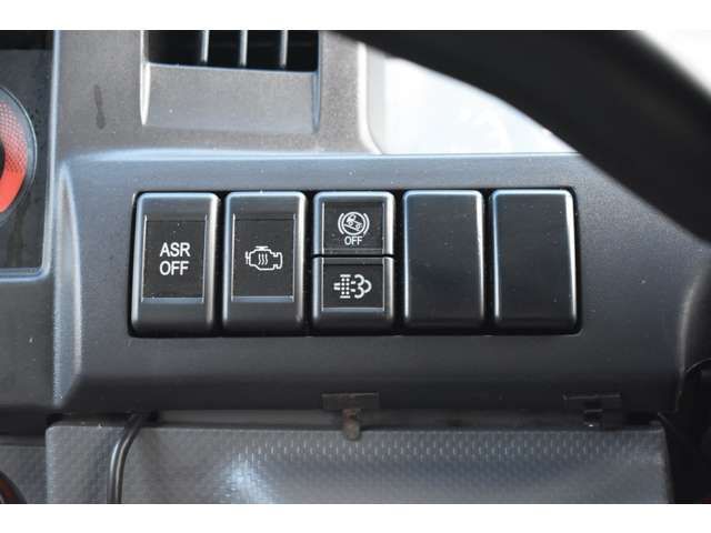 ISUZU ELF 2008 Image 31