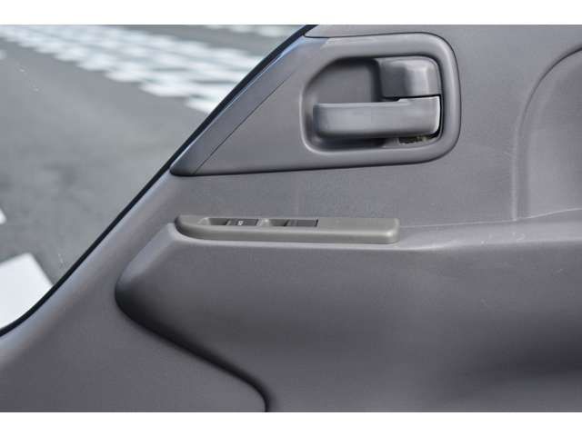 ISUZU ELF 2008 Image 31