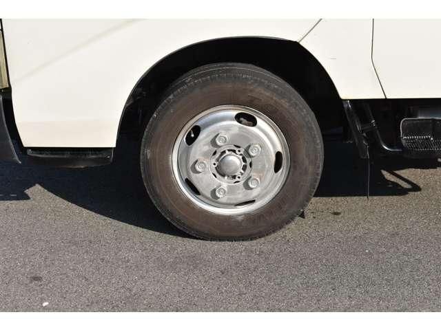 HINO DUTRO 2005 Image 31