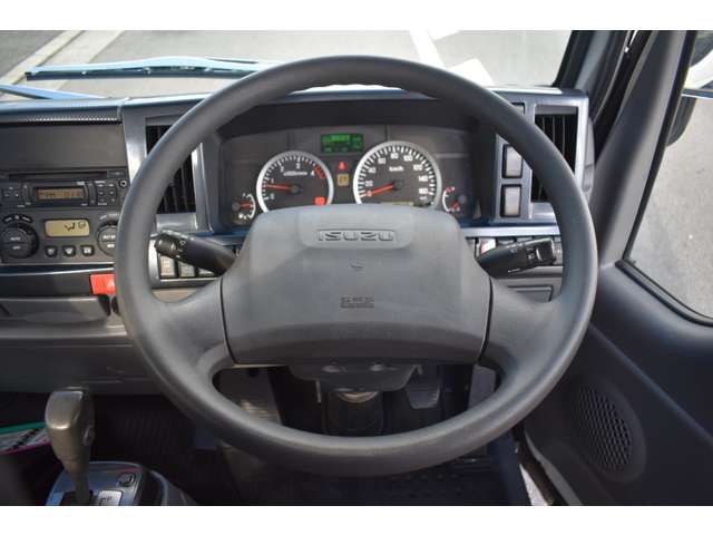 ISUZU ELF 2018 Image 31