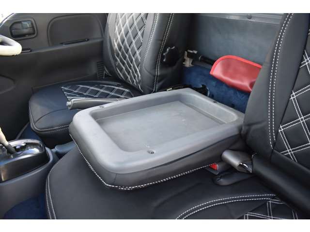 ISUZU ELF 2018 Image 31