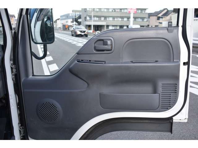 ISUZU ELF 2018 Image 31