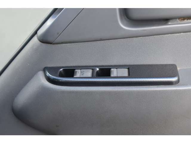 ISUZU ELF 2018 Image 31