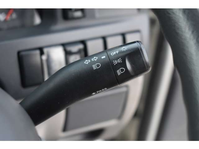 ISUZU ELF 2014 Image 31