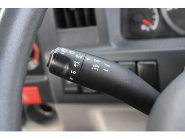 ISUZU ELF 2014 Image 31