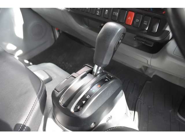 TOYOTA DYNA 2020 Image 31