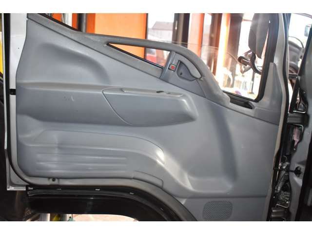 MITSUBISHI CANTER 2008 Image 31