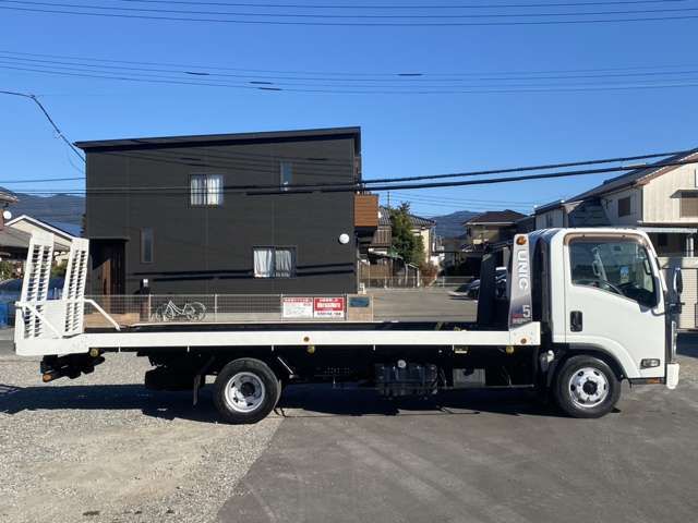 ISUZU ELF 2012 Image 31