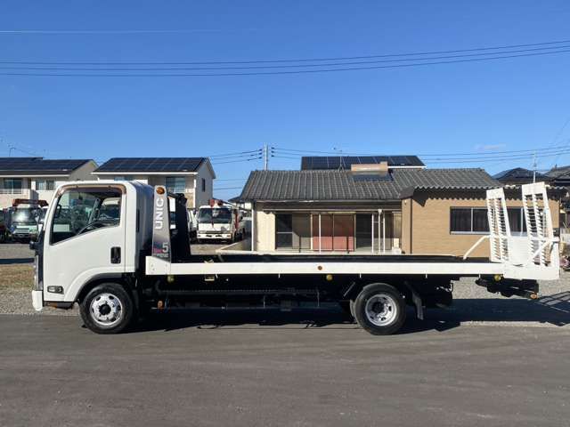 ISUZU ELF 2012 Image 31