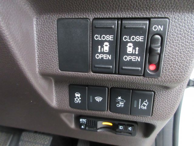 HONDA FREED PLUS HYBRID 2020 Image 31