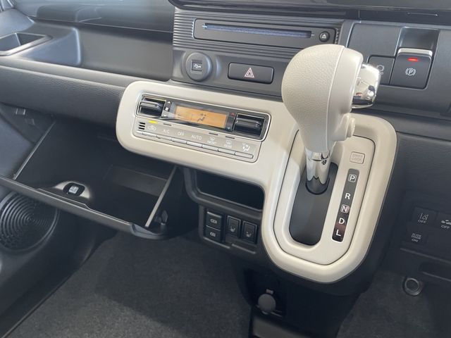 SUZUKI WAGON R SMILE 2025 Image 31