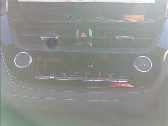 TOYOTA COROLLA TOURING HYBR 2023 Image 31