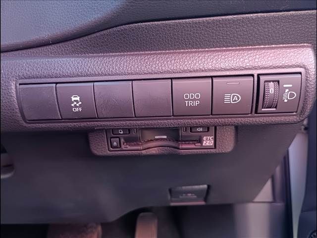 TOYOTA COROLLA TOURING HYBR 2023 Image 31