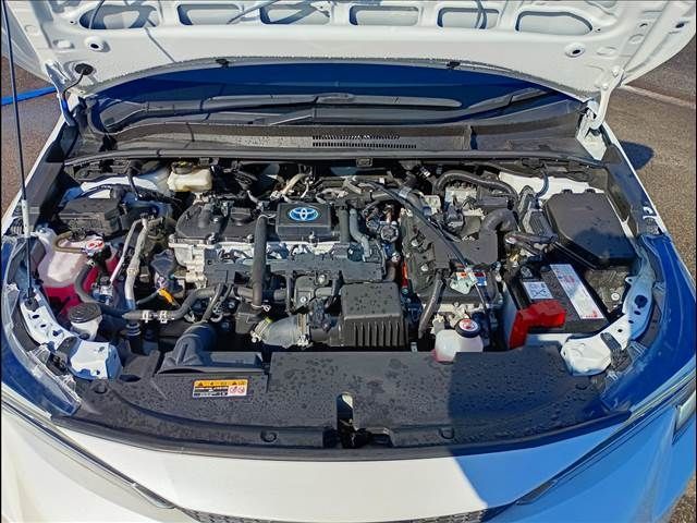 TOYOTA COROLLA TOURING HYBR 2023 Image 31