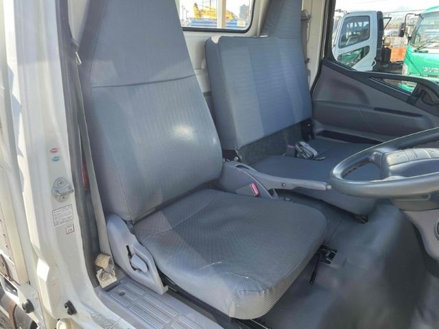 MITSUBISHI CANTER 2014 Image 31