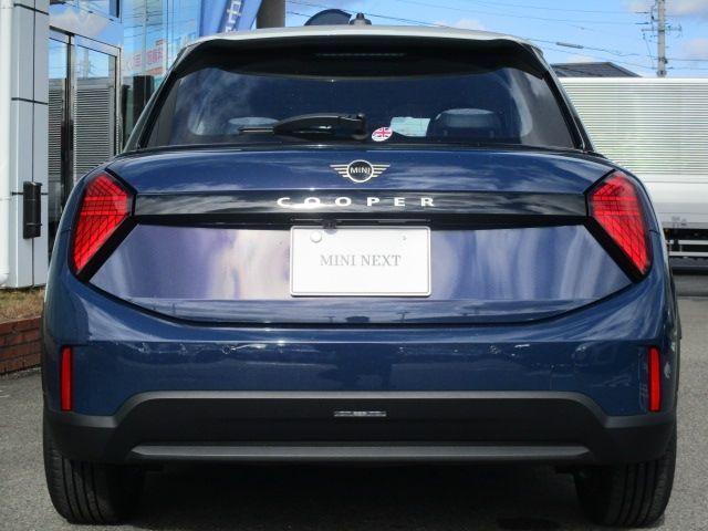 BMW MINI COOPER 5DOOR 2025 Image 31