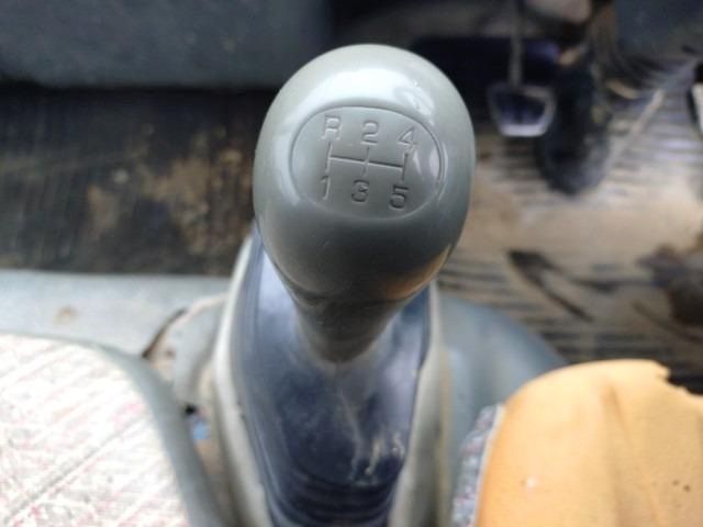 MITSUBISHI CANTER 1998 Image 31