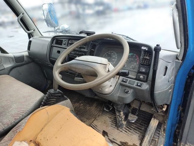 MITSUBISHI CANTER 1998 Image 31