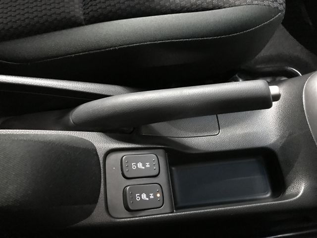 HONDA FIT 2019 Image 31