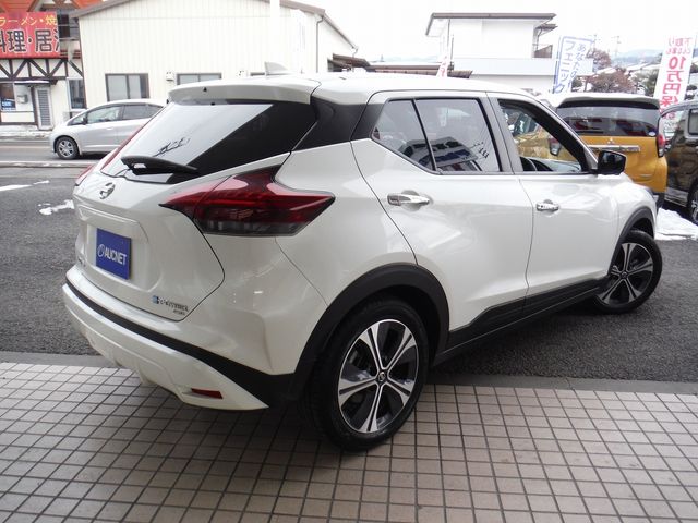 NISSAN KICKS 2023 Image 31