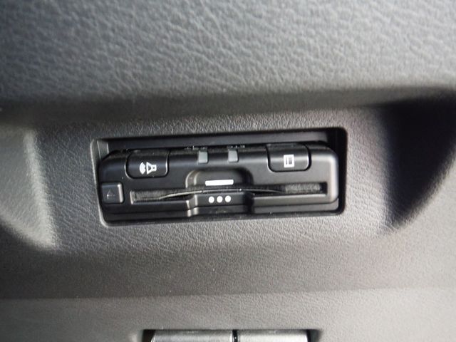 NISSAN KICKS 2023 Image 31